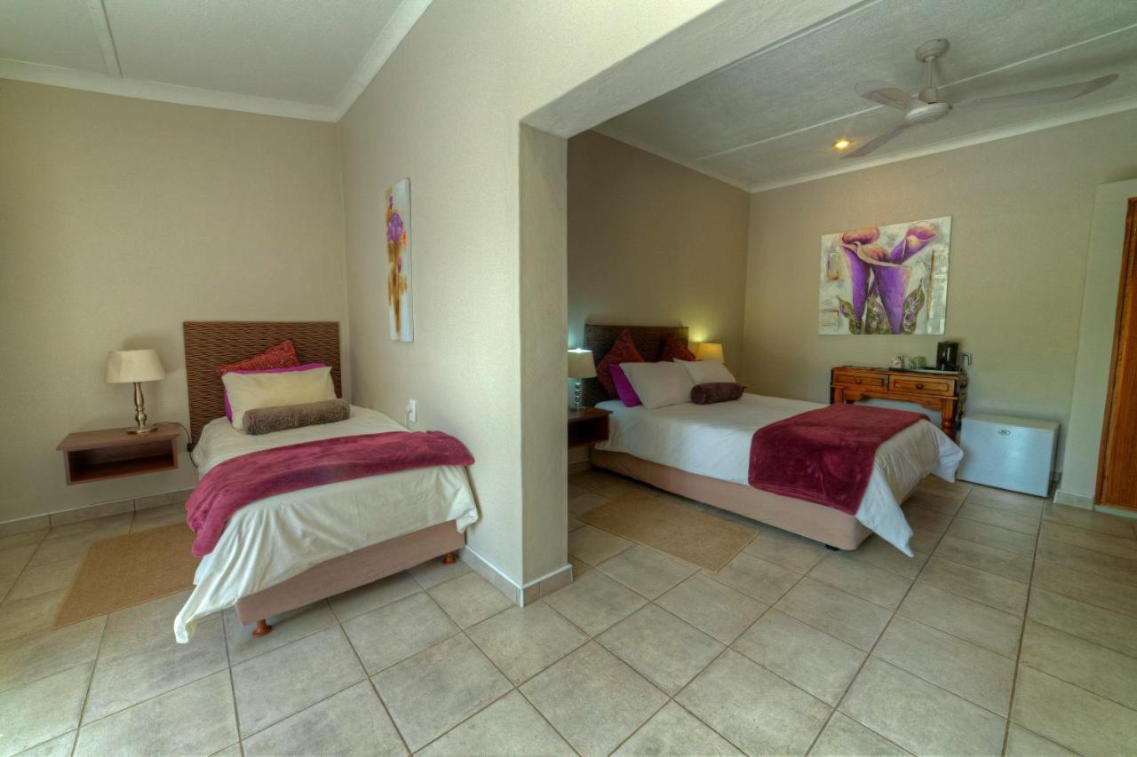 Khoi-Khoi Guesthouse Otavi Buitenkant foto