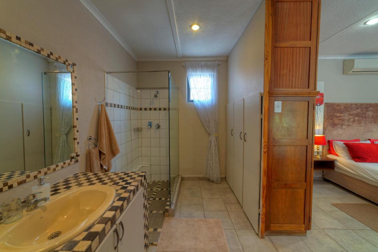 Khoi-Khoi Guesthouse Otavi Buitenkant foto